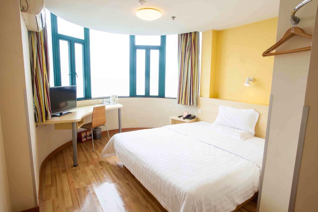 7Days Inn Dali Ancient Town دالي الغرفة الصورة